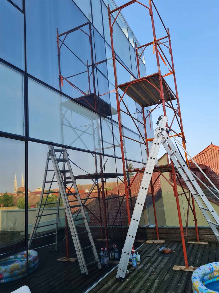 Project Montage Structurele Glazen Wand